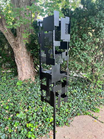 Pop Modern Bird Feeder #3 in Welded Steel with Matte Black Enamel finish Pop Modern Bird Feeder #3 in Welded Steel with Matte Black Enamel finish